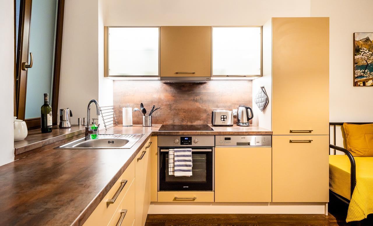 Unique Square Business Apt. * Hradec Kralove