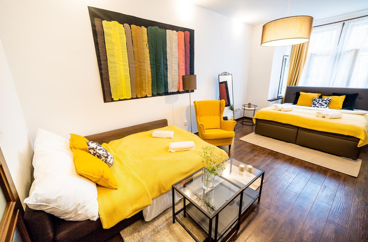 Unique Square Business Apt. * Hradec Kralove