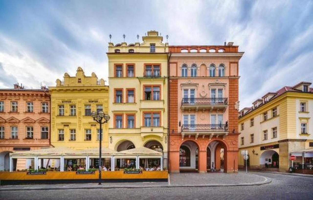 Unique Square Business Apt. Apartment