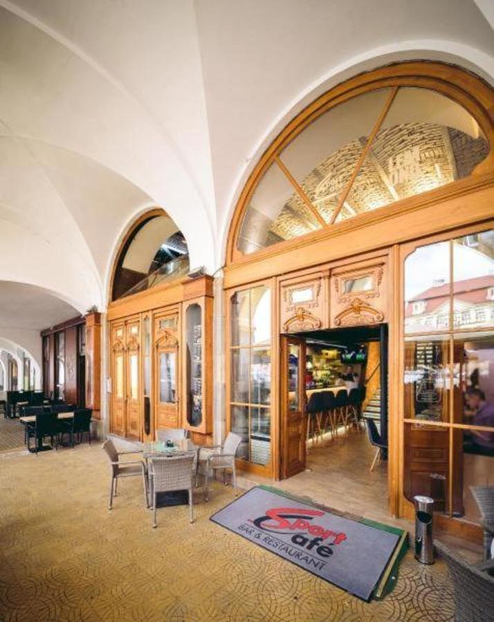 Unique Square Business Apt. * Hradec Kralove